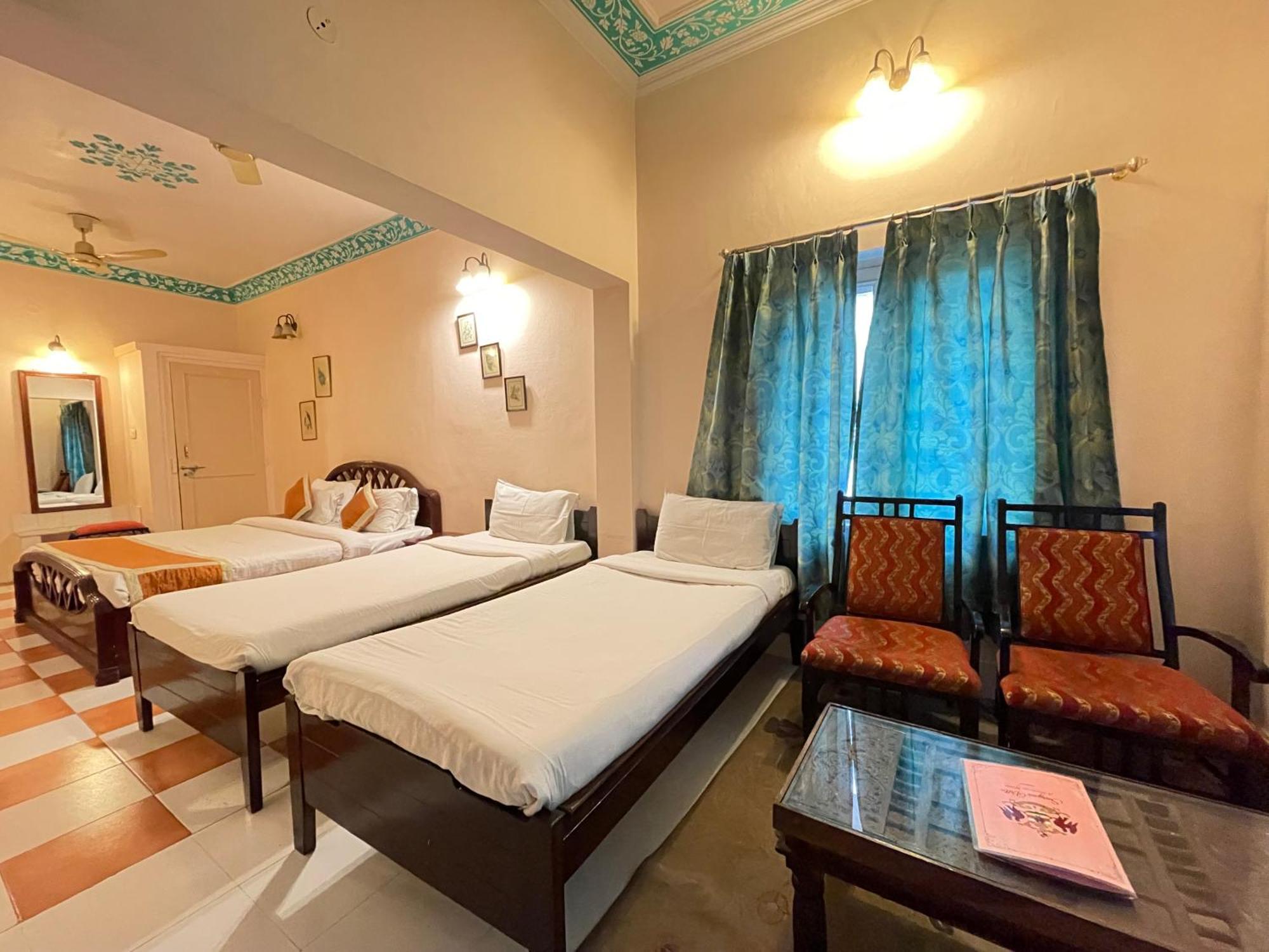Suryaa Villa - A Boutique Heritage Hotel Dźajpur Pokój zdjęcie
