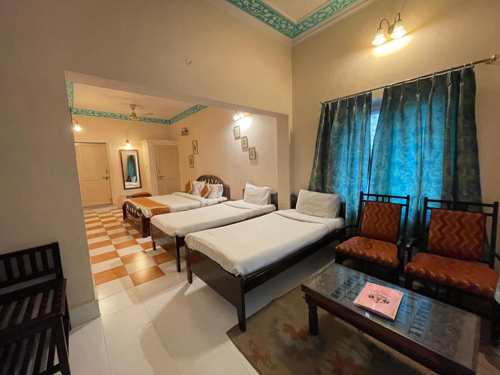 Suryaa Villa - A Boutique Heritage Hotel Dźajpur Pokój zdjęcie