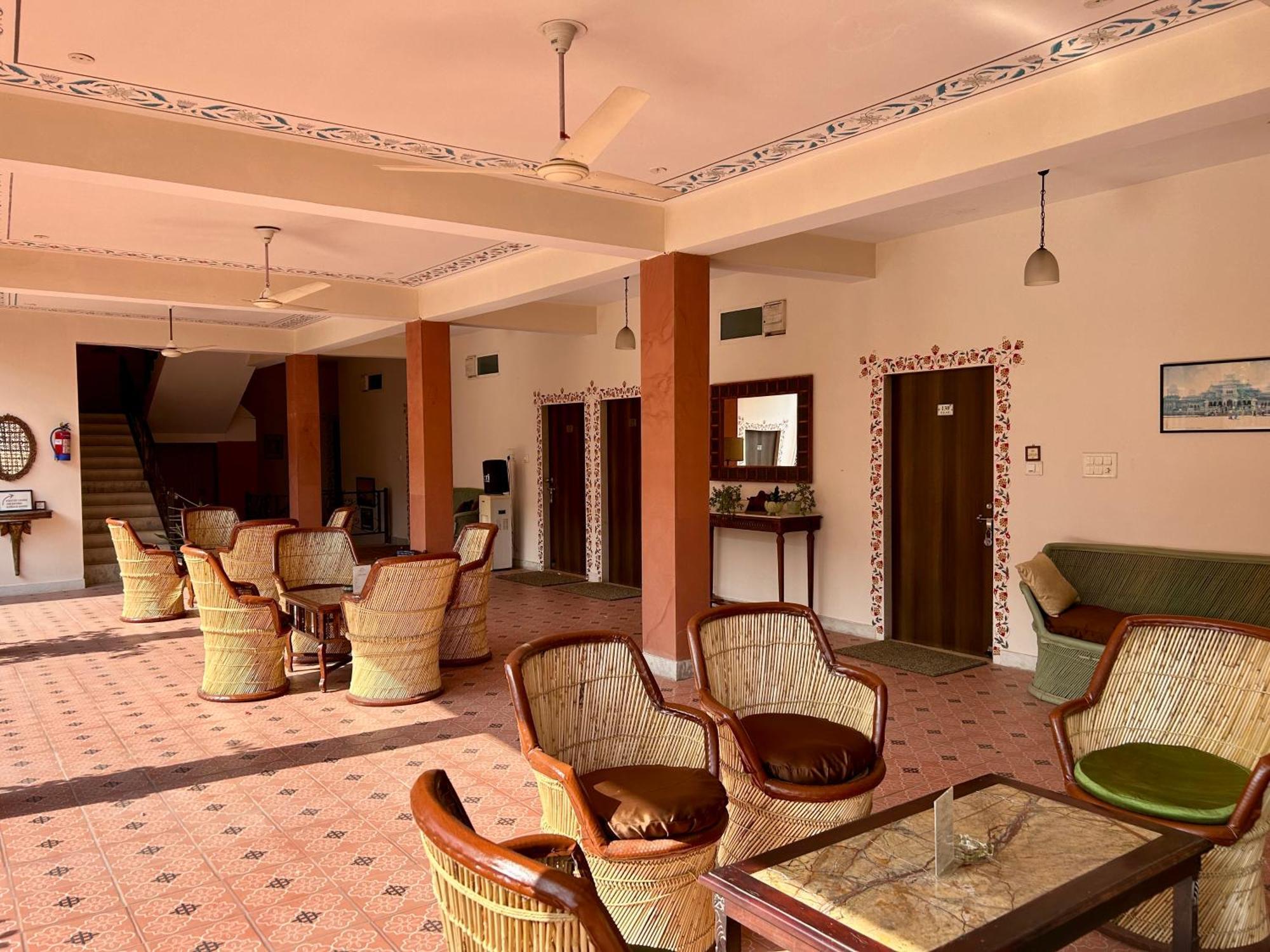 Suryaa Villa - A Boutique Heritage Hotel Dźajpur Zewnętrze zdjęcie